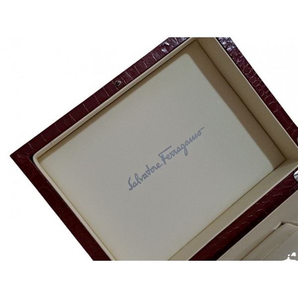 Salvatore Ferragamo Saat Kutusu Salvatore Ferragamo Watch Box Good Condition